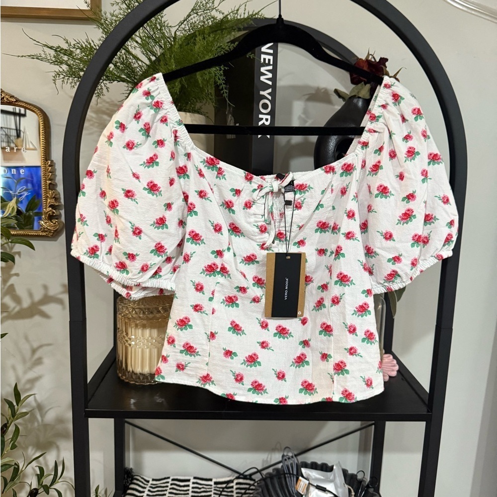 Vero Moda White and Pink Puff Sleeve Crop Blouse size large